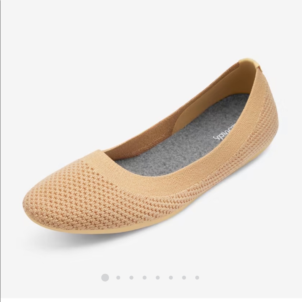Allbirds Tree Breezers in Lux Beige, size 10